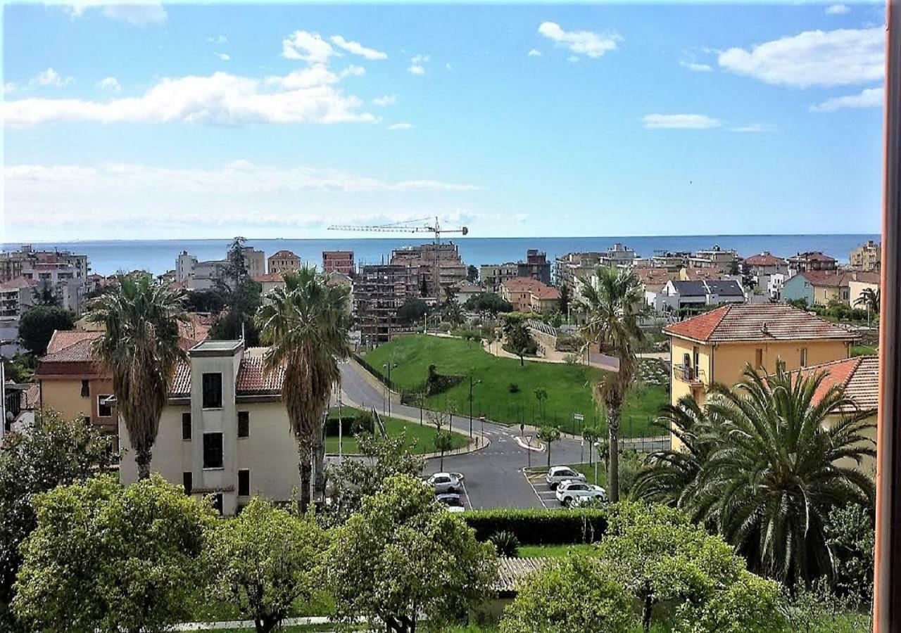 Very Cosy House With Fabulous Sea View! ปิเอตราลิกูเร ภายนอก รูปภาพ